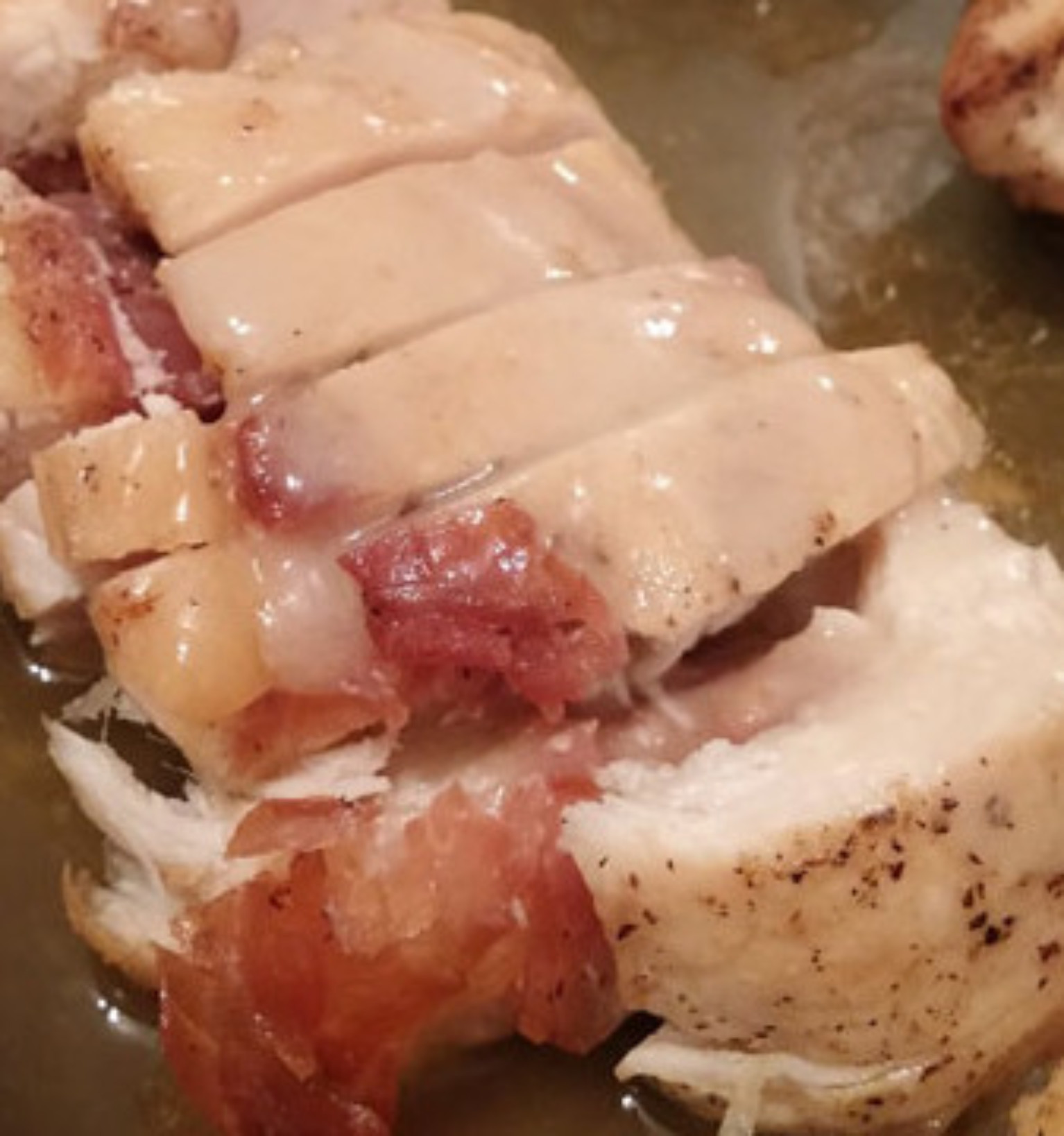 STUFFED CHICKEN BREAST WITH PROSCIUTTO AND SWISS CHEESE YumDelish